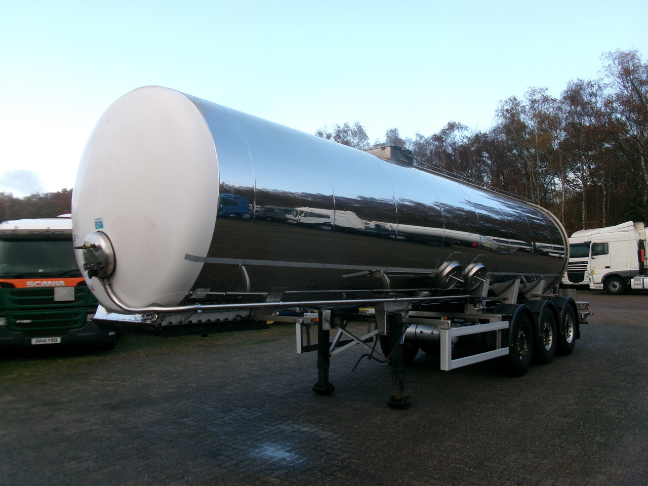 Maisonneuve Food tank inox 30 m3 / 1 comp - Tank semi-trailer: picture 1