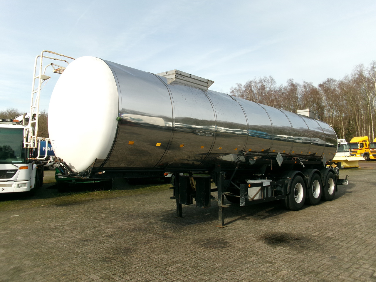 Metalovouga Bitumen / heavy oil tank inox 29 m3 / 1 comp - Tank semi-trailer: picture 1