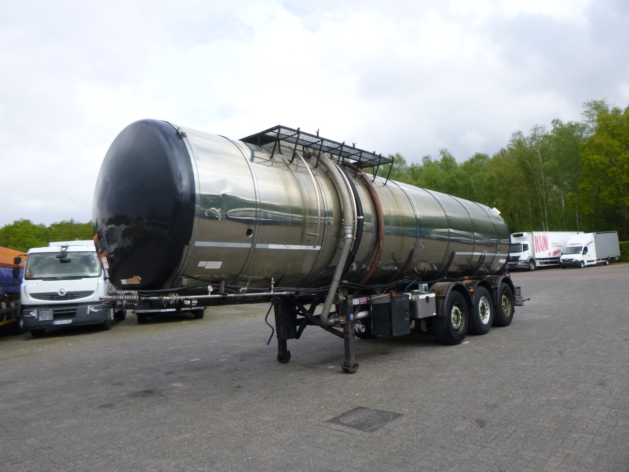Metalovouga Bitumen tank inox 32 m3 / 1 comp + pump - Tank semi-trailer: picture 1
