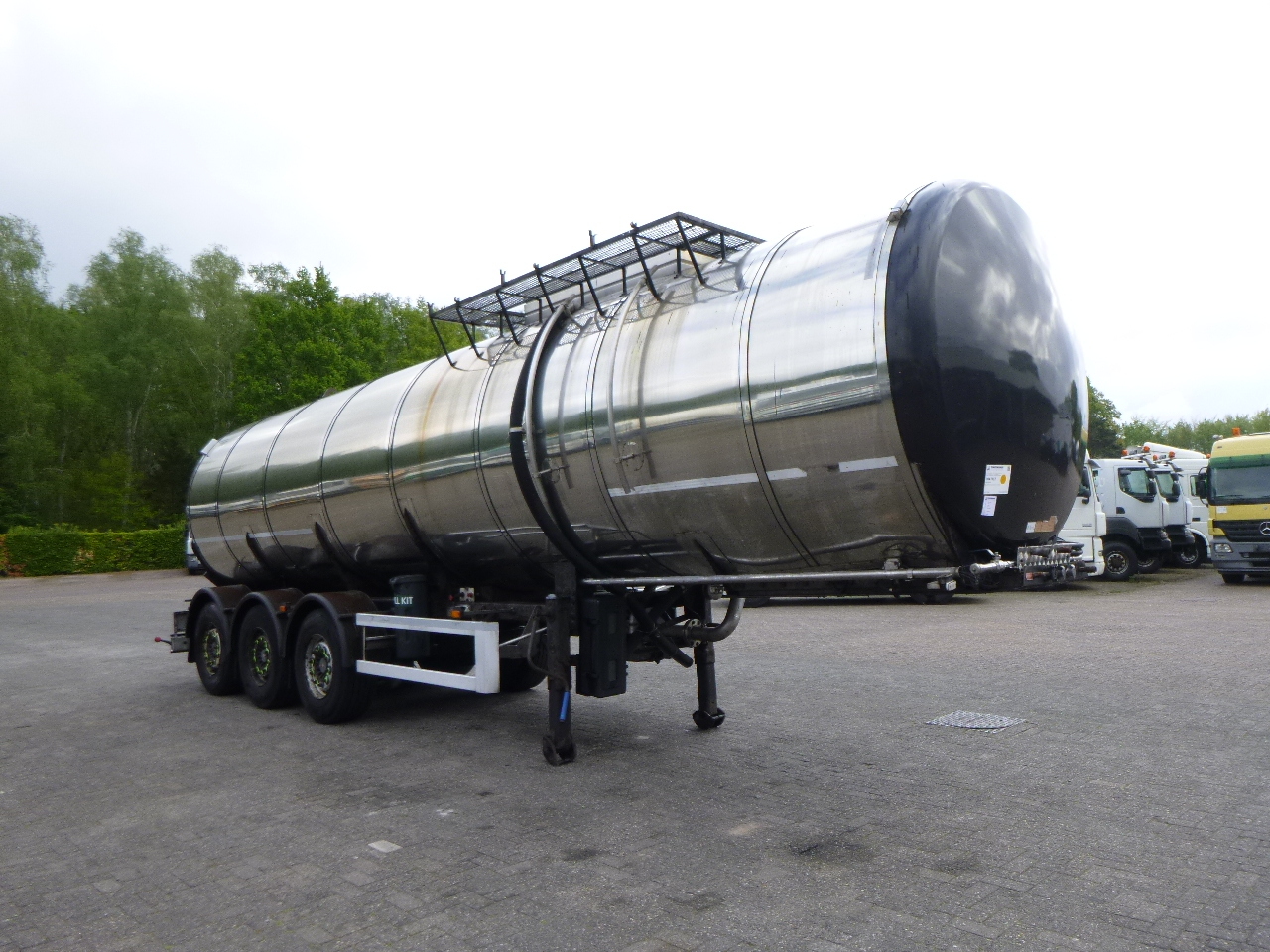 Metalovouga Bitumen tank inox 32 m3 / 1 comp + pump - Tank semi-trailer: picture 2