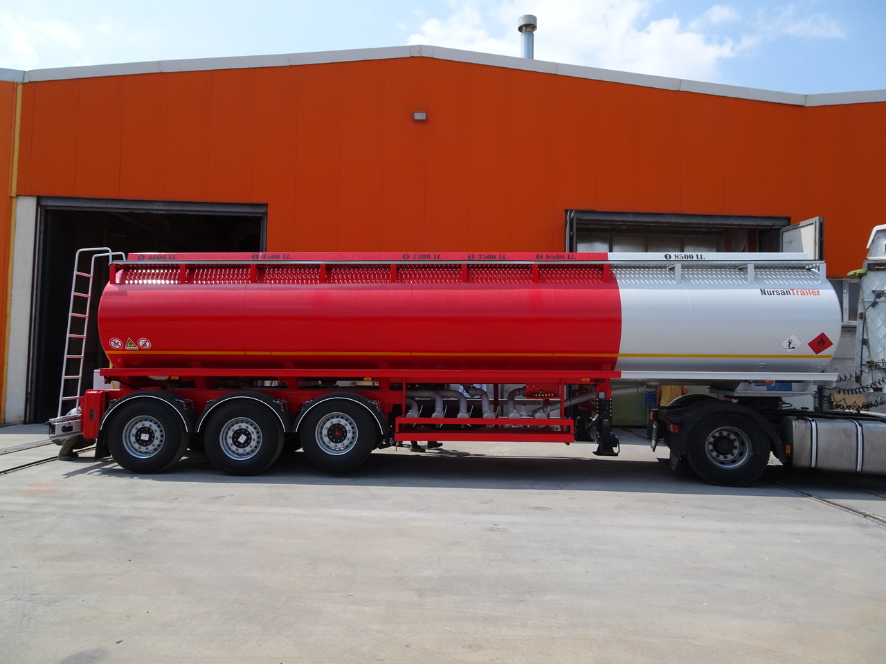 NURSAN Steel Fuel Tanker - Tank semi-trailer: picture 4