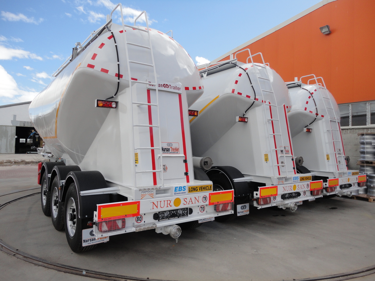 New Silo semi-trailer for transportation of cement NURSAN Steel W Type Silo: picture 13