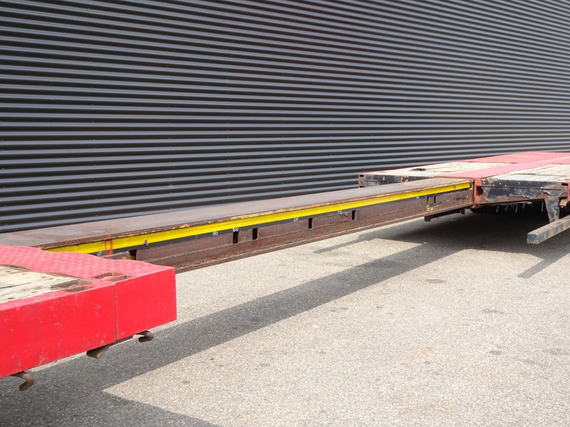 Nooteboom MCO-48-03V / EXTENDABLE / STEERING AXLES / - Low loader semi-trailer: picture 2