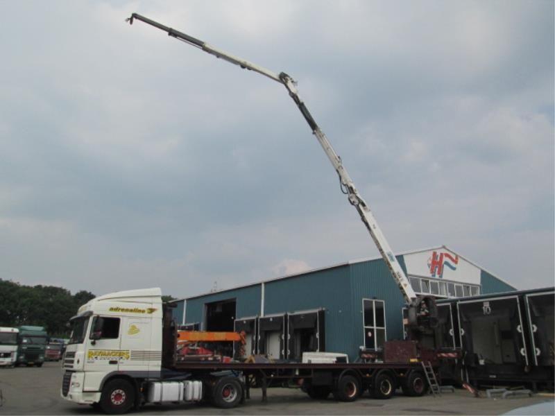 Pacton 3 AXLES WITH LONG CRANE - Dropside/ Flatbed semi-trailer: picture 2