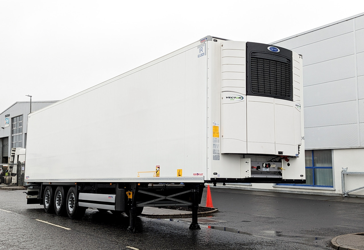 SCHMITZ Carrier Single Temp - Refrigerator semi-trailer: picture 3