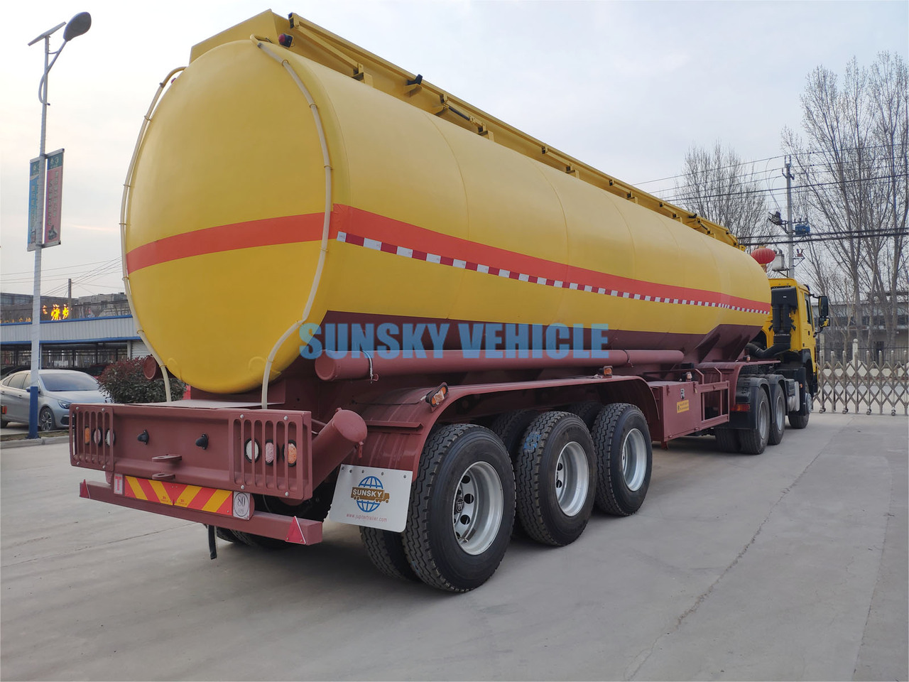 SUNSKY 3 Axle Fuel Tanker Trailer - Tank semi-trailer: picture 5
