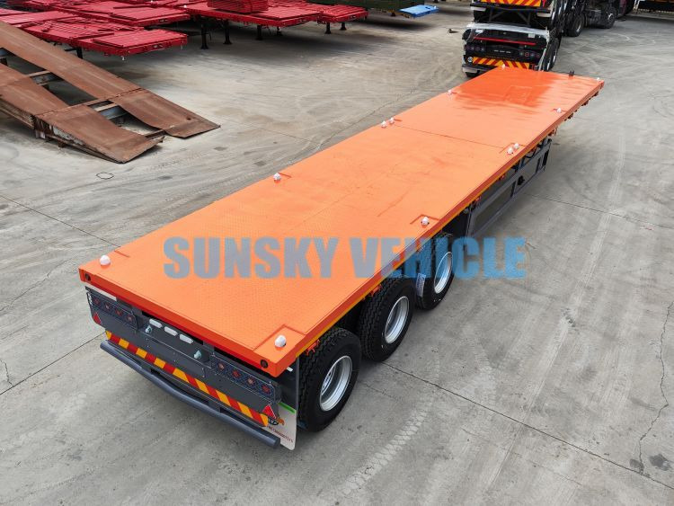 New Dropside/ Flatbed semi-trailer for transportation of bulk materials SUNSKY 40FT 3 axle flat deck trailer: picture 4