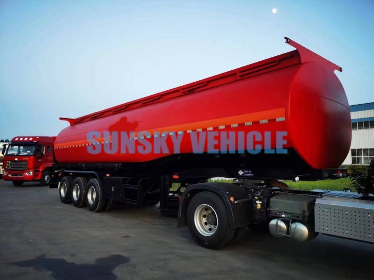 SUNSKY Fuel Tank Trailer - Tank semi-trailer: picture 3