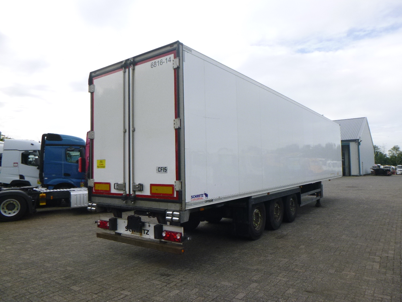 Schmitz Cargobull Frigo trailer + Carrier Vector 1350 - Refrigerator semi-trailer: picture 4