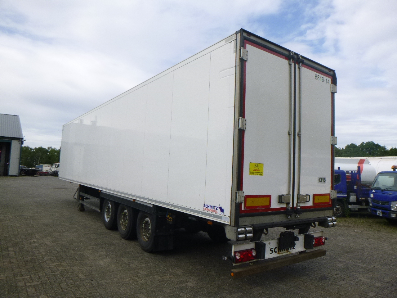 Schmitz Cargobull Frigo trailer + Carrier Vector 1350 - Refrigerator semi-trailer: picture 3