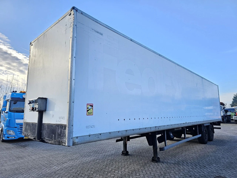 Trouillet SRD229 - 2 Axles - Closed box semi-trailer: picture 1