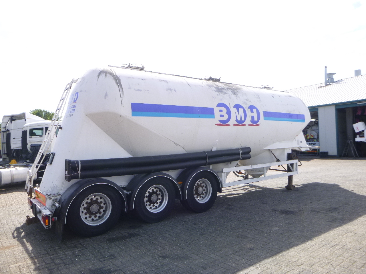 ZVVZ Powder tank alu 40 m3 / 1 comp - Silo semi-trailer: picture 4