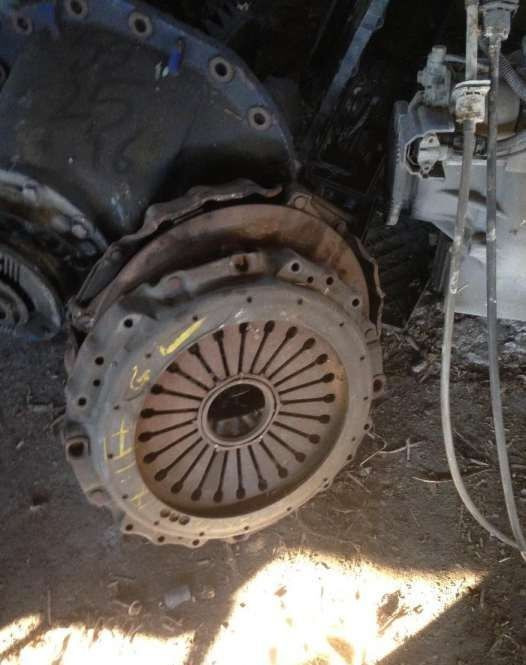 - Clutch and parts for Truck: picture 1