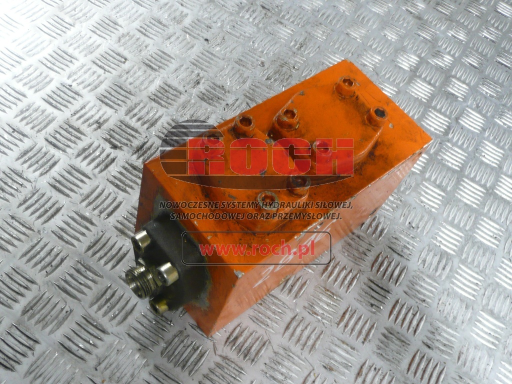 Hydraulic valve 263 x 128 x 150: picture 2