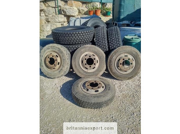 4 x used 7.50-16 LT tyres on 6 studs rims for Toyota Dyna 300 - Wheel and tire package: picture 1
