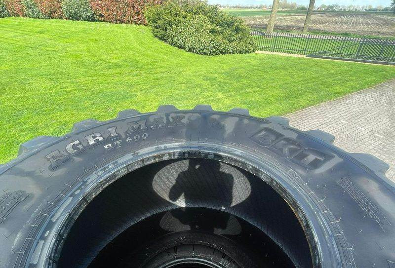 Tire for Agricultural machinery BKT AGRIMAX RT600: picture 4