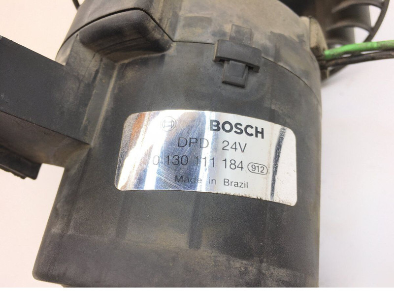 Bosch 4-series 144 (01.95-12.04) - Blower motor: picture 4