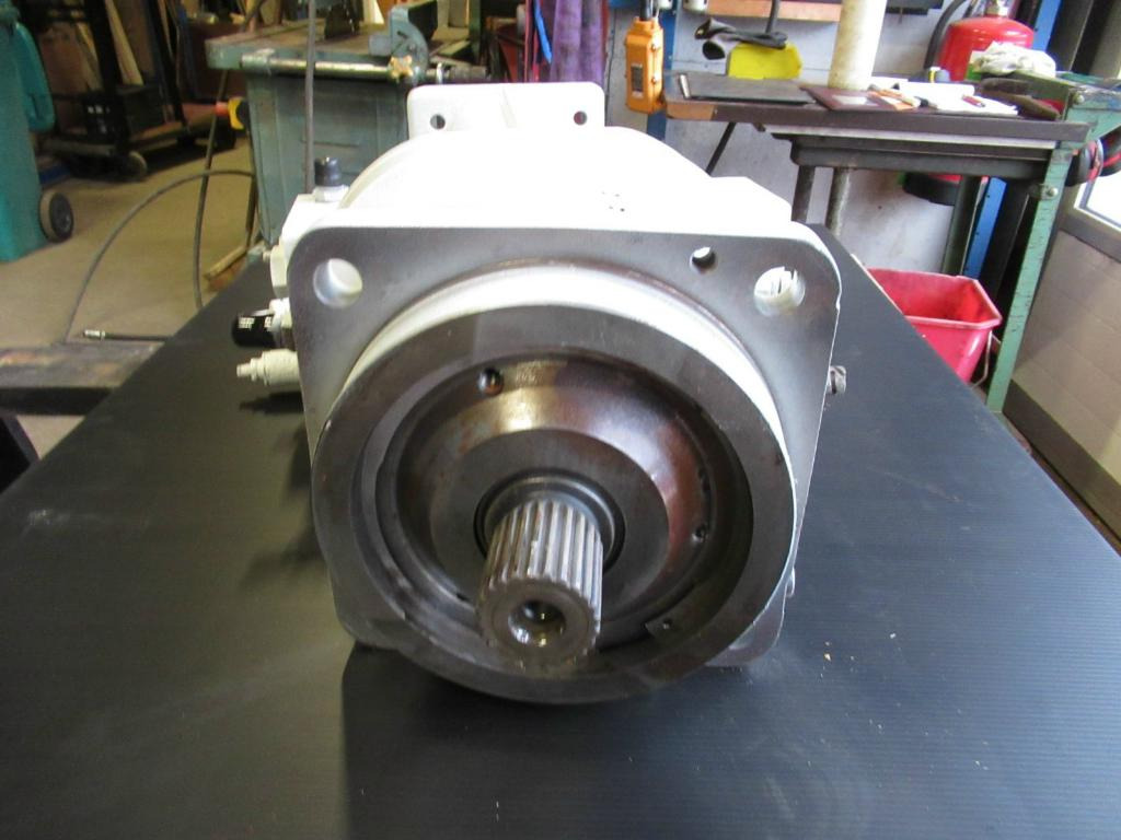 Brueninghaus Hydromatik 803659 - R910803659 - Hydraulic pump for Construction machinery: picture 3