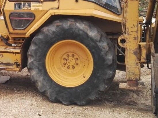 Caterpillar  - Wheel and tire package: picture 3