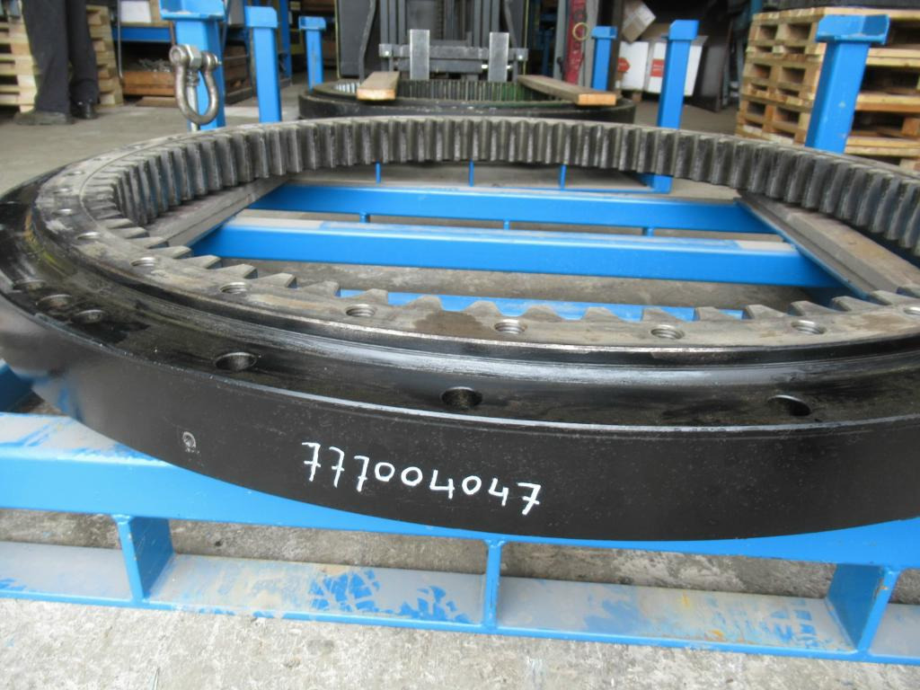 Caterpillar 324E - - Slewing ring for Construction machinery: picture 5