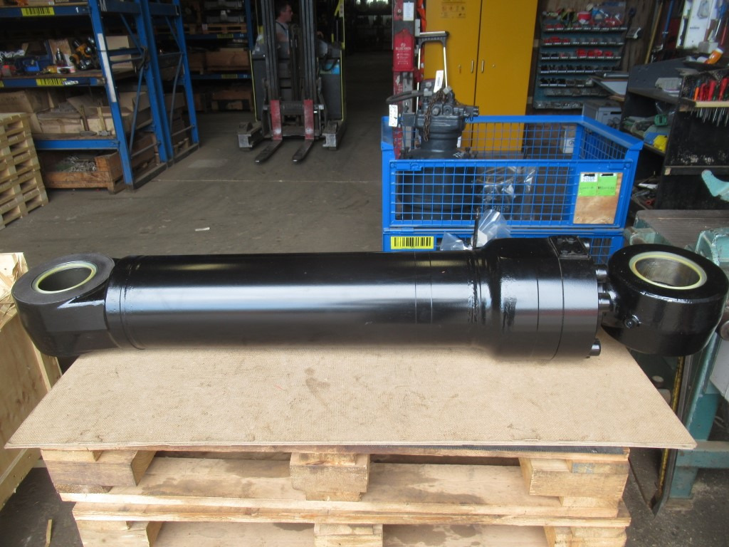 Caterpillar 5339629 - Hydraulic cylinder for Construction machinery: picture 1
