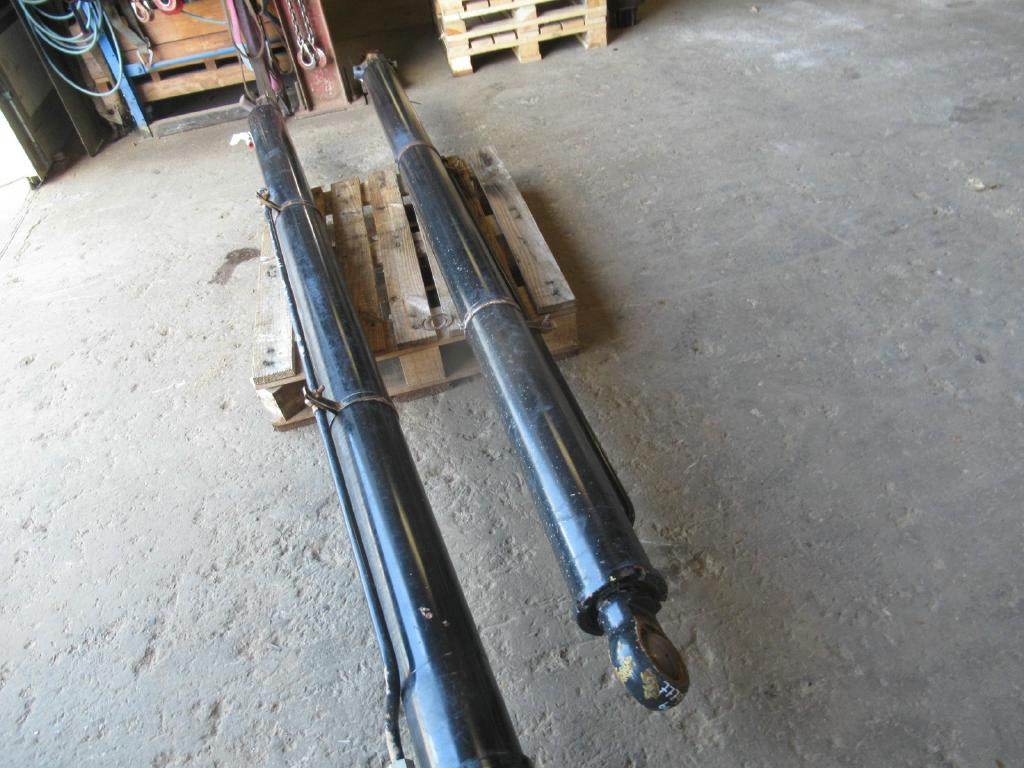 Hydraulic cylinder for Construction machinery Caterpillar 725C - 3642919: picture 2