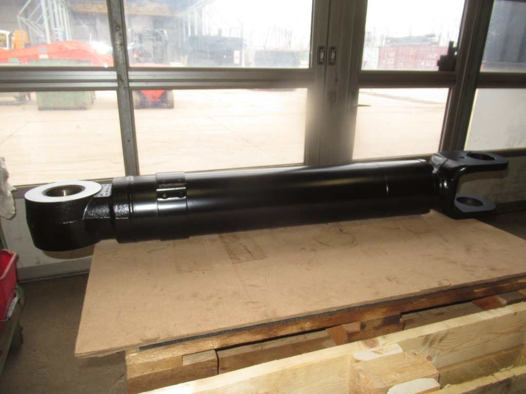 Caterpillar 962M - 5795455 - Hydraulic cylinder for Construction machinery: picture 4