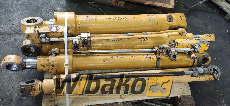 Caterpillar M315 - Hydraulic cylinder for Construction machinery: picture 1