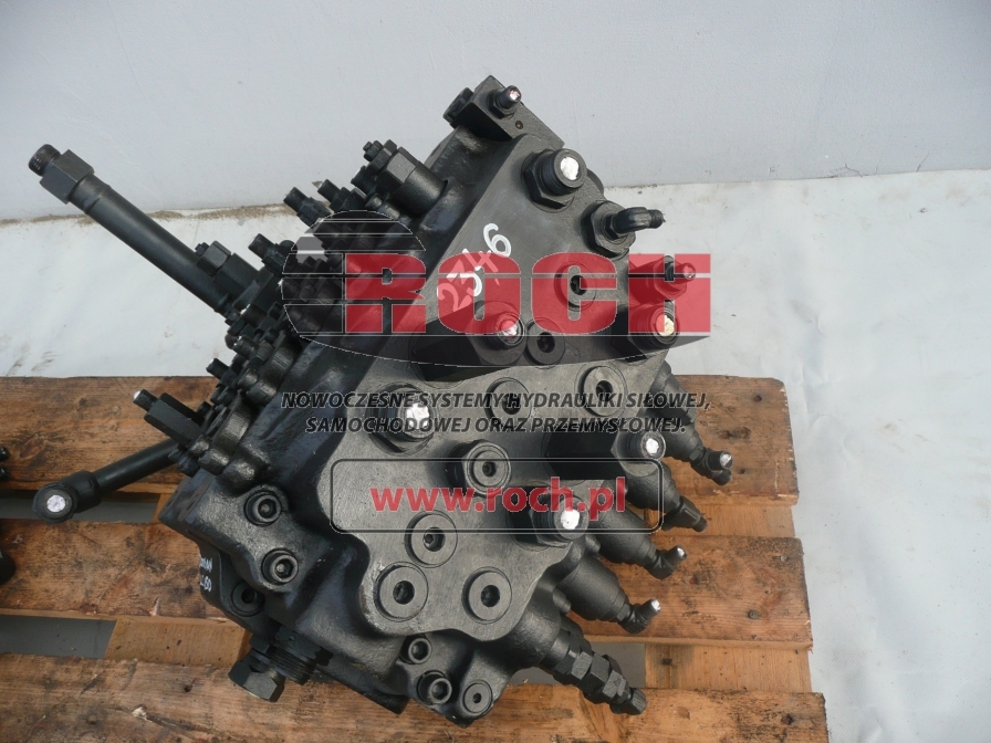 DAEWOO 130C1-5 C11285 - 10 SEKCYJNY - Hydraulic valve for Construction machinery: picture 1
