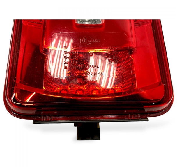 DAF XF106 (01.14-) - Tail light: picture 4
