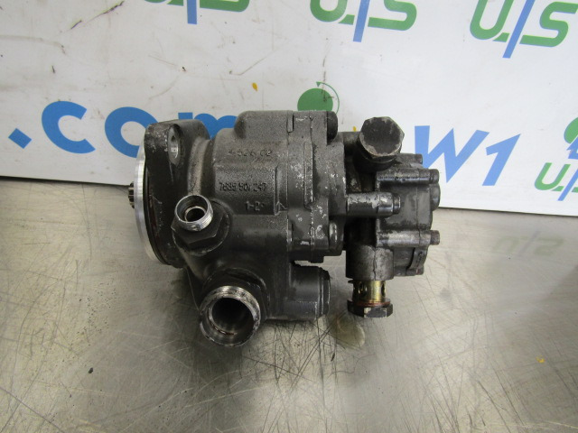 DAF XF 105 460 (MX340SI) POWER STEERING PUMP P/NO 1687826 - Steering for Truck: picture 1