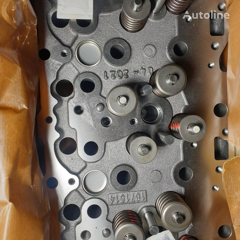 DAF truck - Cylinder head for Truck: picture 2