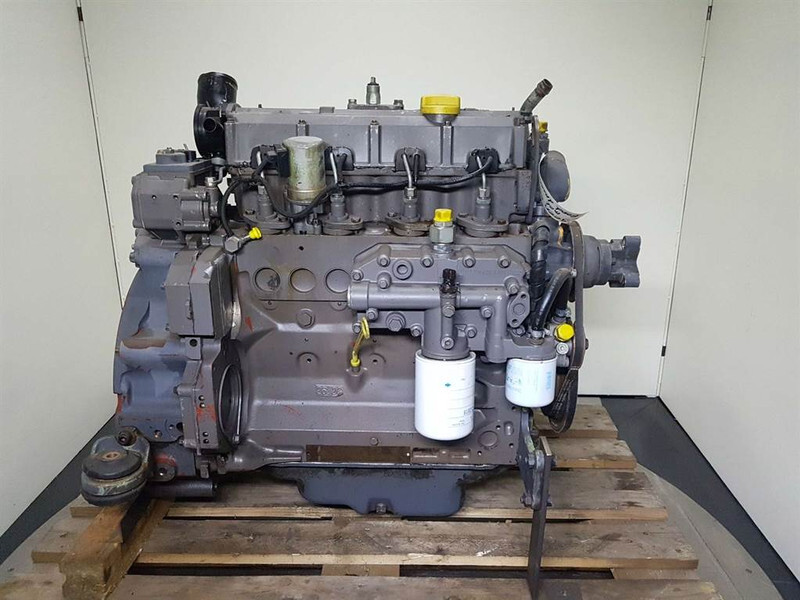 Deutz BF4M1012EC - Ahlmann AZ14 - Engine/Motor - Engine for Construction machinery: picture 3