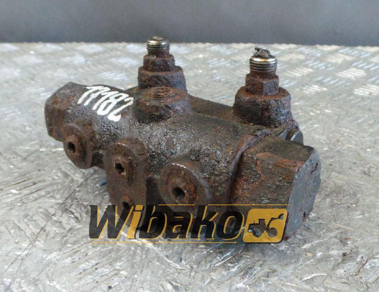 Doosan 420-00172 6J-052 - Hydraulic valve for Construction machinery: picture 2