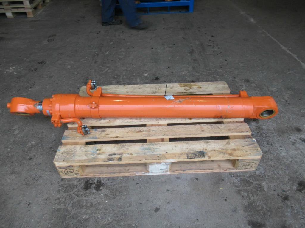 Doosan DX210 - - Hydraulic cylinder for Construction machinery: picture 1