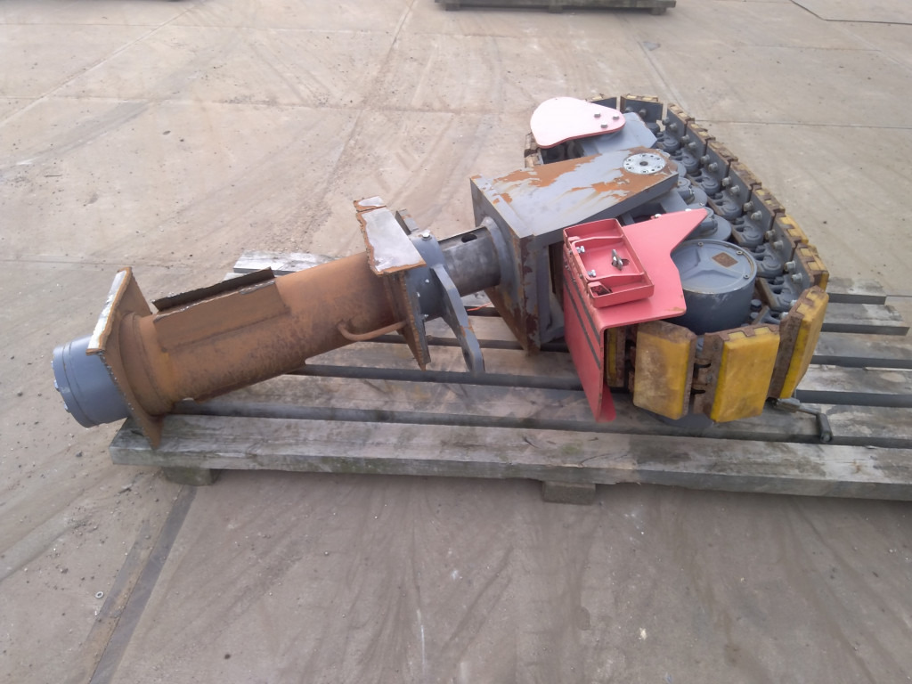 Dynapac PL1000F - - Undercarriage parts for Construction machinery: picture 1