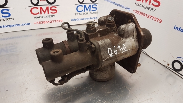 Ford 30 , 70 And Fiat G Series Brake Master Cylinders E9nn2a064ae - Brake cylinder for Farm tractor: picture 3