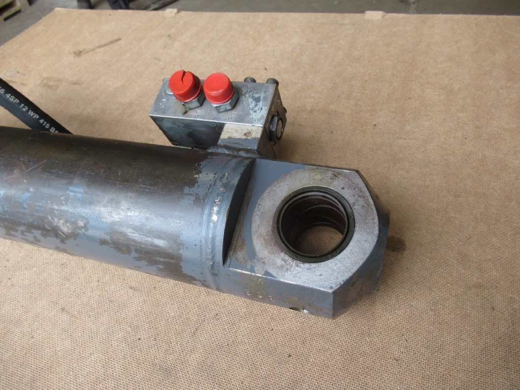 Furukawa 1229-408-93 - - Hydraulic cylinder for Construction machinery: picture 2