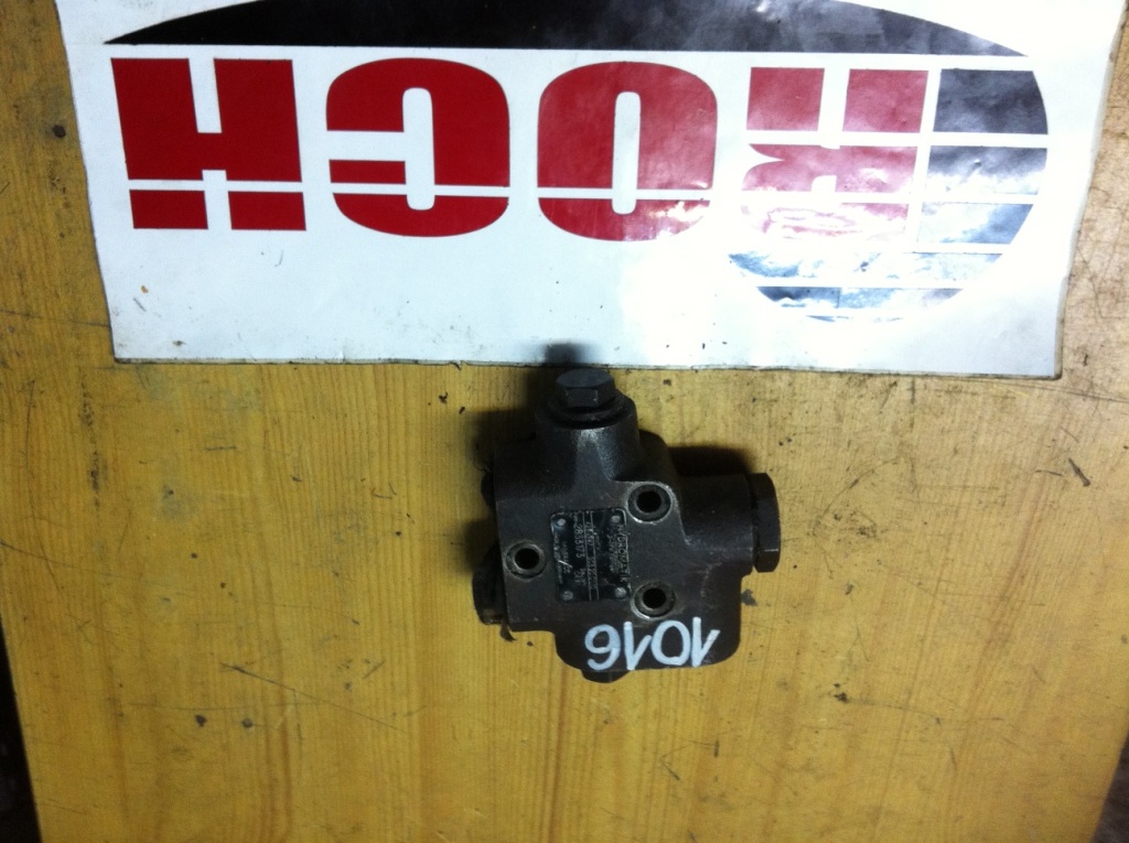 HYDROMATIK 426947 503.20.01.10 - Hydraulic valve for Construction machinery: picture 1