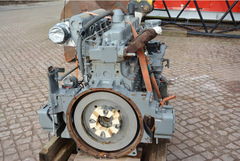 Engine for Construction machinery Hino EM100   engine complete: picture 3