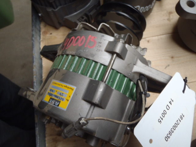 Hitachi 03500-3872 - - Alternator for Construction machinery: picture 1
