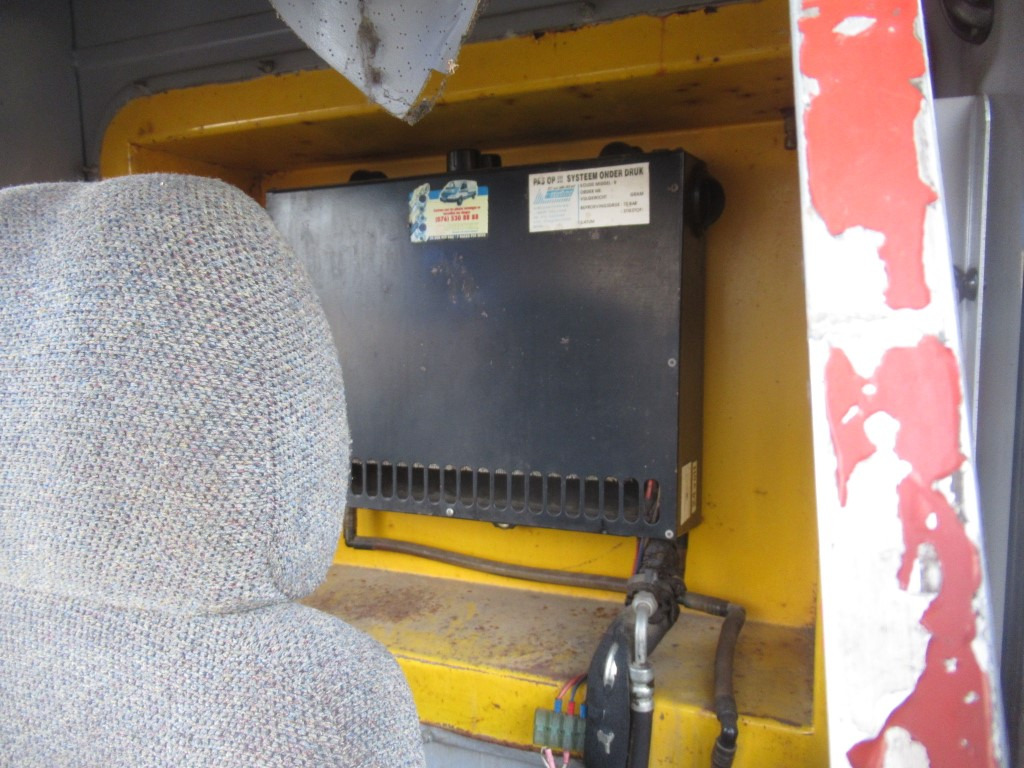 Cab for Excavator Hitachi FH330LC-3 -: picture 3