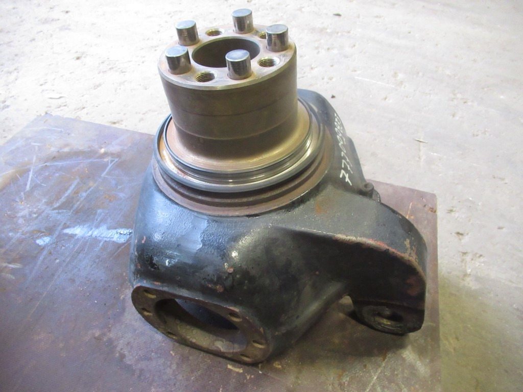 Hitachi W150 - - Axle and parts for Construction machinery: picture 2