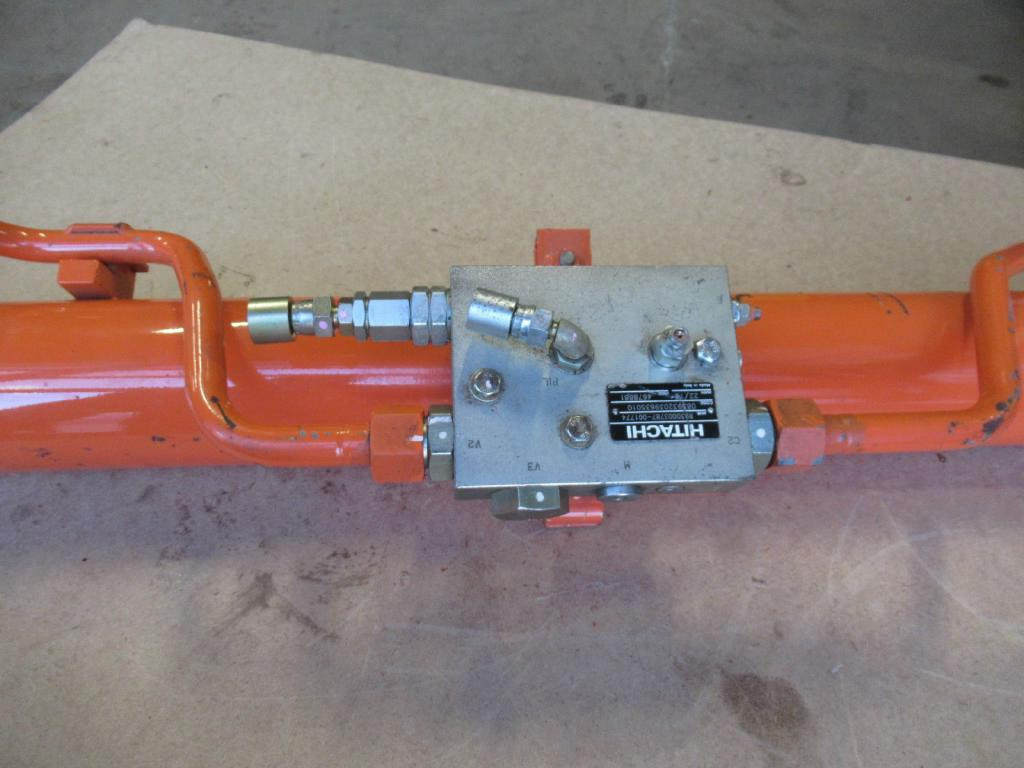 Hitachi YD00002217 - YD00000842 - Hydraulic cylinder for Construction machinery: picture 5