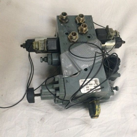 Hydraulic control for Still - Hydraulic valve for Material handling equipment: picture 2
