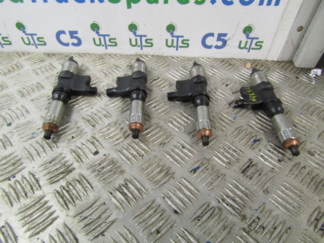 ISUZU NQR / N75 4HK1 5.2 EURO 4 INJECTORS 02J00039 - Fuel processing/ Fuel delivery for Truck: picture 1