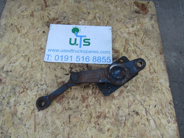 IVECO TREKKER 8X4 2ND AXLE STEERING DROP ARM P/NO 41032756RY - Steering for Truck: picture 1