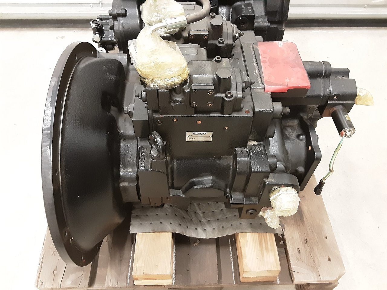 Kawasaki K5V200DPH1J1R-ZC09-V - Hydraulic pump for Crawler excavator: picture 1