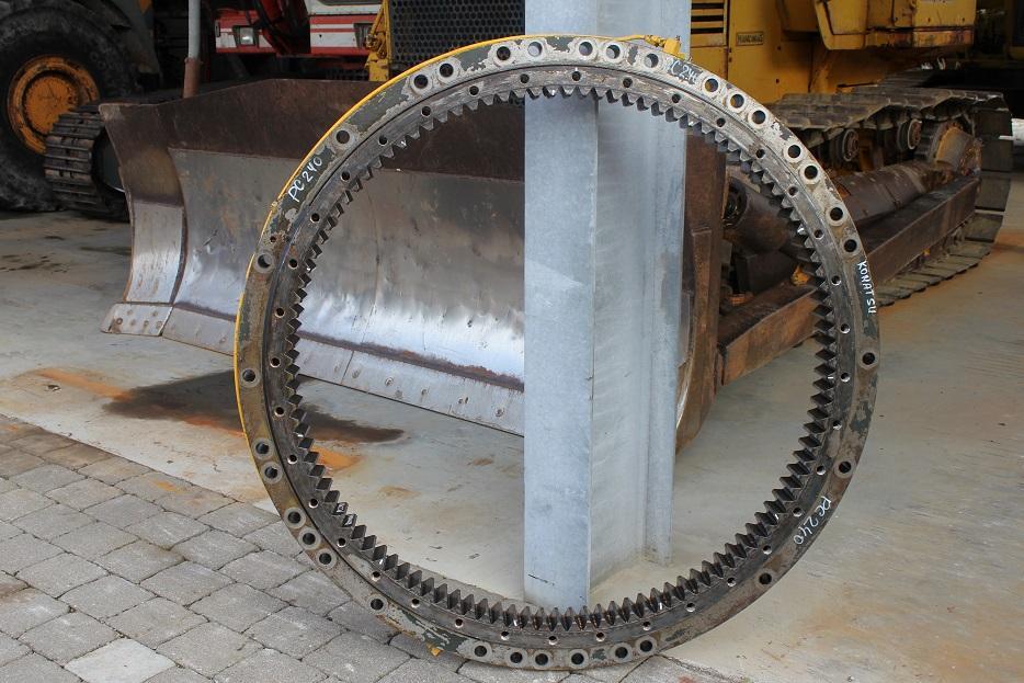 Komatsu PC 240 - Slewing ring for Construction machinery: picture 2