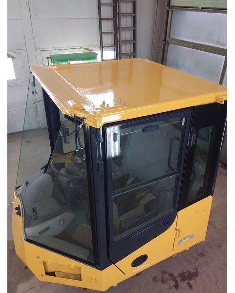 Komatsu WA 500-7 - Cab and interior for Construction machinery: picture 5